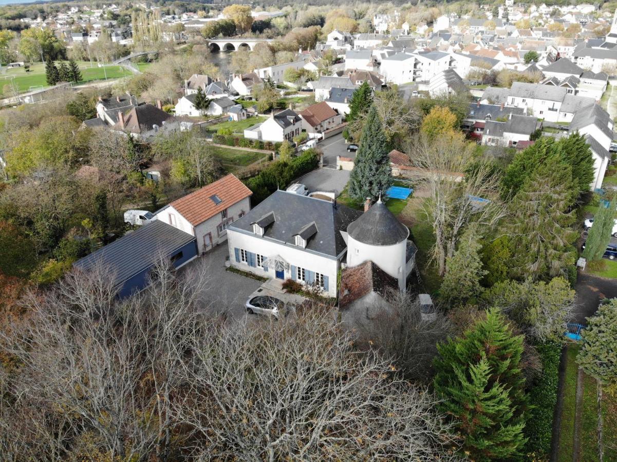 Domaine Du Moulin A Vent - Gite & Spa Saint-Florent-sur-Cher Exteriér fotografie